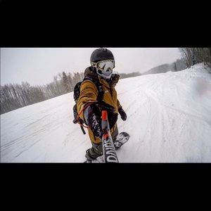 Meet your Posher, Julio